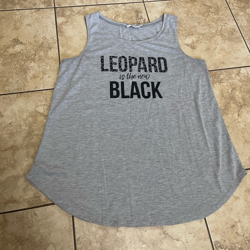 👻🎃CLEARANCE🎃👻 Ricki’s tank top